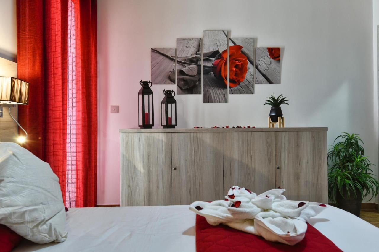 Apartmán A Bed Of Roses Marsalforn Exteriér fotografie