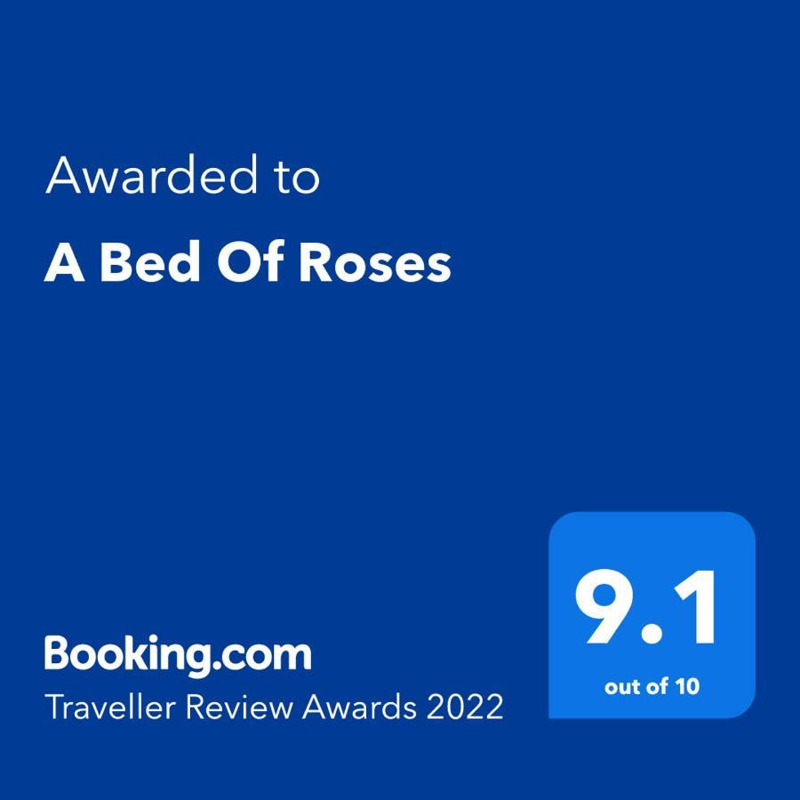 Apartmán A Bed Of Roses Marsalforn Exteriér fotografie